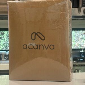 4 Pieces New in Vac-Sealed Pkging Premium 24” Square White Pillow Inserts Set